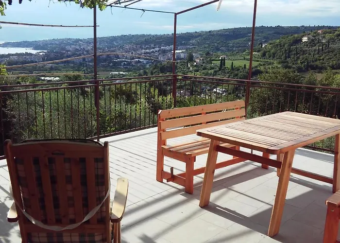 Lejlighed Apartma Med Oljkami Spodnji Portorož