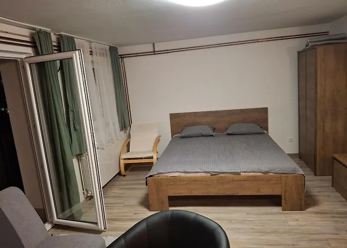 Apartma Med Oljkami Spodnji *